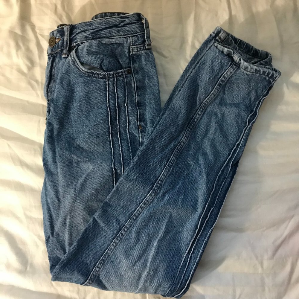 Urban Outfitters Mom Jeans